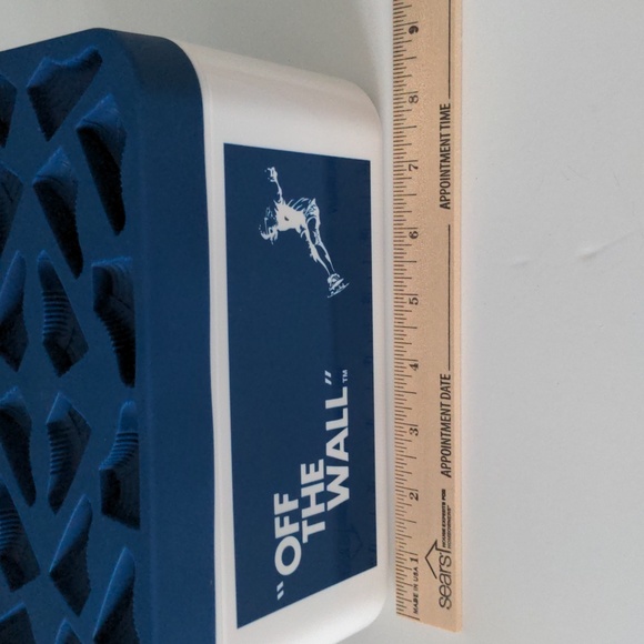 Vans Off The Wall Ice Cube Mold - Picture 7 of 9